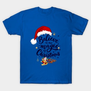 Believe in the magic of christmas, Christmas magic, Christmas is caming, T-Shirt